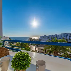 https://sunset-escape.in-canary-islands.com